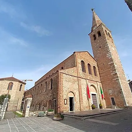 Il Guscio غرادو